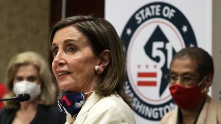 La leader démocrate de la Chambre des représentants, Nancy Pelosi, lors d'une conférence de presse sur la proposition de donner le statut d'Etat à Washington, le 25 juin 2020. (ALEX WONG / GETTY IMAGES NORTH AMERICA / AFP)