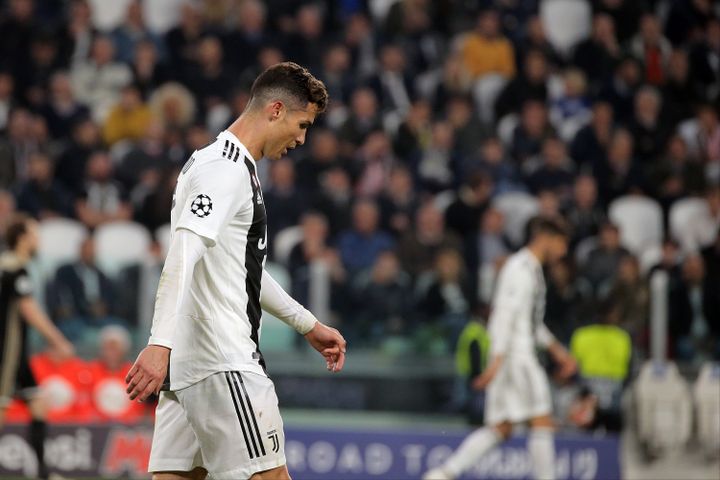 Cristiano Ronaldo lors de la défaite de son équipe face à l'Ajax Amsterdam lors du quart de finale retour de la Ligue des champions en 2019 (GIUSEPPE COTTINI / NURPHOTO)