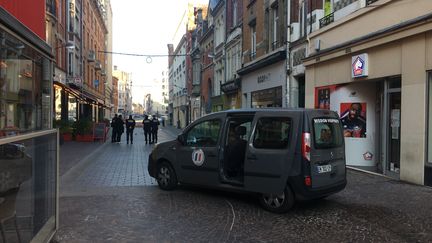 Un périmètre de sécurité a été établi à Lille après une alerte à la bombe. (WILLY MOREAU / RADIO FRANCE)