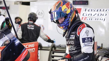 Sébastien Ogier,&nbsp;le 7 novembre 2021, à Sakhir (Bahreïn). (FRANCOIS FLAMAND / AFP)