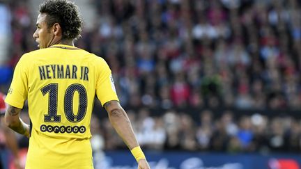 Neymar lors du match entre le&nbsp;Paris Saint-Germain et&nbsp;l'En Avant Guingamp, le 13 août 2017, à Guingamp. (FRED TANNEAU / AFP)