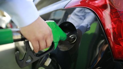 Fin de la ristourne sur les carburants : le gouvernement promet un dispositif plus ciblé pour 2023