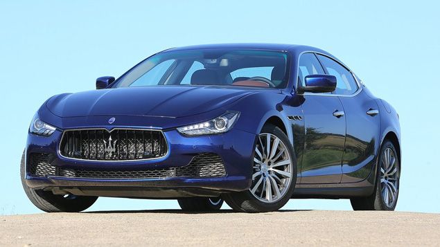 &nbsp; (La Maserati Ghibli, un modèle plus abordable destiné à élargir la clientèle de la marque au trident)