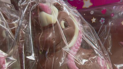 À&nbsp;quelques jours de Pâques, les équipes de France Télévisions s'intéressent à la star de la saison : le chocolat. En Alsace, un chocolatier créateur a délaissé les traditionnels lapins et poules pour des créatures plus tendances : les licornes. (France 2)