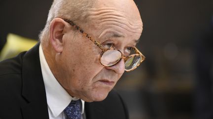 Le ministre de l'Europe et des Affaires étrangères, Jean-Yves Le Drian, au siège de l'Otan, à Bruxelles (Belgique), le 4 décembre 2018. (JOHN THYS / AFP)