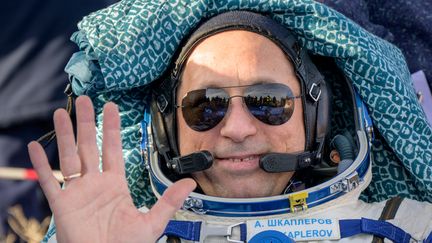 Anton Shkaplerov, le capitaine russe de la dernière mission de l’ISS vient de revenir sur Terre, le 30 mars 2022, au Kazakhstan. (BILL INGALLS / NASA via AFP)