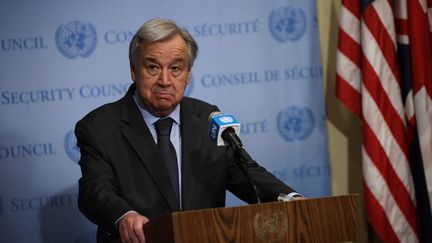 Le secrétaire général de l'ONU Antonio&nbsp;Gutierrez&nbsp;en conférence de presse à New York (Etats-Unis), le 10 mars 2021.&nbsp; (TAYFUN COSKUN / ANADOLU AGENCY / AFP)