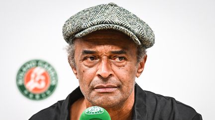 Yannick Noah en conférence de presse, le 27 mai 2023. (MATTHIEU MIRVILLE / AFP)