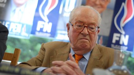 Jean-Marie Le Pen, le 21 mai 2014, &agrave; Valence (Dr&ocirc;me). (CITIZENSIDE / CHRISTOPHE ESTASSY / AFP)