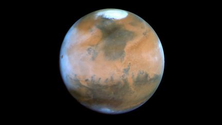  (Image de la planète Mars, capturée par le téléscope Hubble, en août 2015 © MaxPPP)