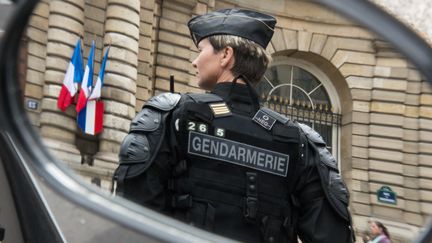 Une femme gendarme en juin 2019.&nbsp; (RICCARDO MILANI / HANS LUCAS / AFP)