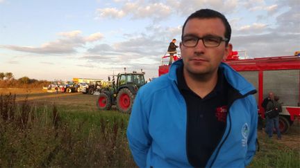 &nbsp; (Sébastien Louzaouen, président des Jeunes Agriculteurs du Finistère : "Hollande et son gouvernement ont une nuit pour réfléchir et trouver solutions" © Radio Francel)