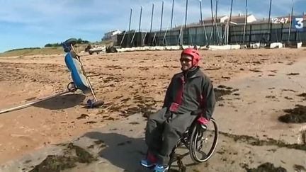 Hôpital de Garches : Des stages de chars à voile pour des patients paralysés