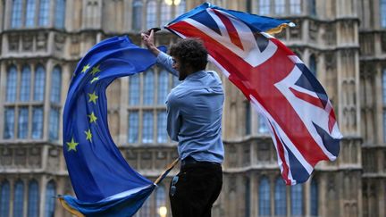 Brexit : quels changements pour les touristes, étudiants et travailleurs français ?