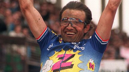 Gilbert Duclos-Lassalle (équipe Z) lors de sa première victoire à Paris-Roubaix en 1992