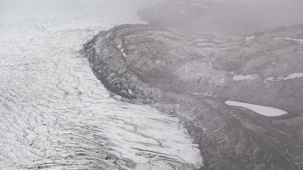 Un glacier près de&nbsp;Kangerlussuaq, au Groenland, le 20 mai 2021. (SAUL LOEB / AFP)