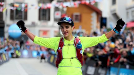 &nbsp;"Tout être humain est capable de faire cette distance". Xavier Thevenard remporte à 30 ans son troisième Ultra Trail du Mont-Blanc. (GR?GORY YETCHMENIZA / MAXPPP)