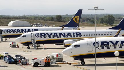 Des avions Ryanair &agrave; Gijon, en Espagne, le 20 septembre 2012. (ALBERT GEA / REUTERS)