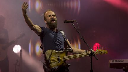 Sting, barbu, sur la scène du théâtre antique de Vienne le 8 juillet 2015
 (Jean-François Lixon)