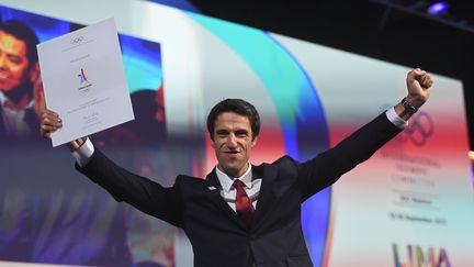 Tony Estanguet, le président du comité d'organisation des JO de 2024 à Paris, ici lors de l'attribution des Jeux, le 13 septembre 2017, au Pérou. (MARTIN BERNETTI / AFP)