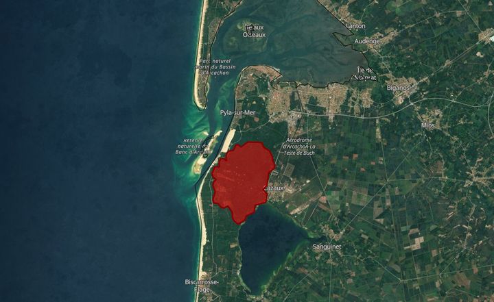 L'entendue des zones brûlées par l'incendie à la Teste-de-Buch le 15 juillet 2022 à 12h.&nbsp; (EFFIS / COPERNICUS)