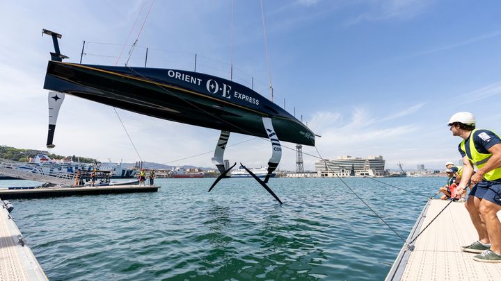 Le bateau français, un tout nouveau AC75, a été mis à l'eau le 27 mai à Barcelone et va attirer l'attention des espions officiels de l'America's Cup.  (ALEXANDER CHAMPY-MCLEAN / ÉQUIPE DE COURSE ORIENT EXPRESS)