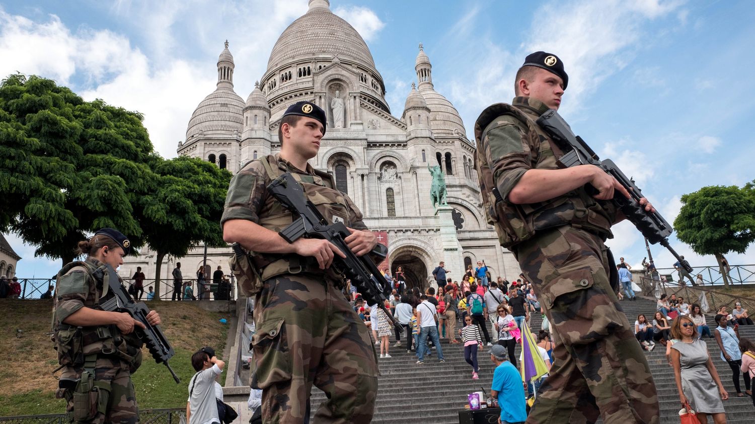 Op Ration Sentinelle Des Soldats En Premi Re Ligne Contre Le Terrorisme   PhpvPYahf 1 