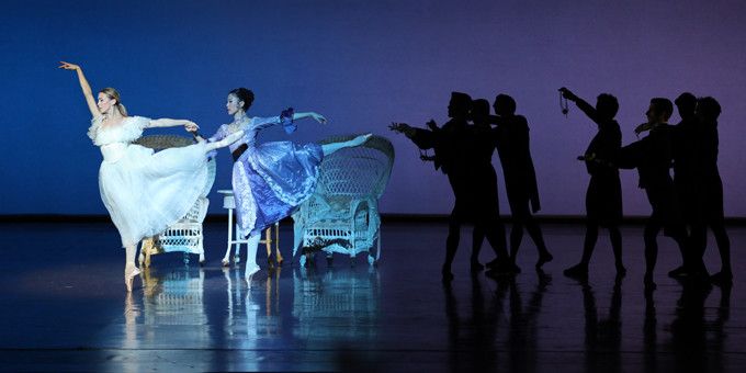 Eleonora Abbagnato est "La Dame aux Camélias"
 (Svetlana Loboff / Opéra national de Paris)