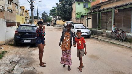 Dans le quartier de&nbsp;Nova Iguaçu (Brésil) le 28 septembre 2022 (SANDRINE ETOA-ANDEGUE / FRANCEINFO / RADIO FRANCE)