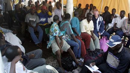 Ce n'est pas la première fois que le Gabon expulse des immigrés. En janvier 2004, de nombreux clandestins béninois avaient été embarqués dans un bateau et renvoyés dans leur pays. (Photo AFP/Désirey Minko)