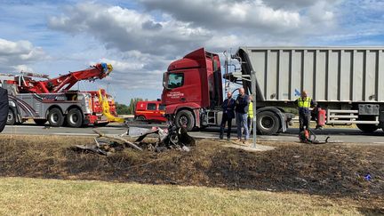 La RN12 à Laon (Aisne), le 18 juillet 2020, après l'accident entre cinq véhicules. (STÉPHANE MAGGIOLINI / FRANCE-BLEU CHAMPAGNE)