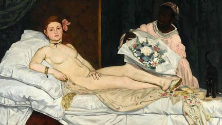 Travailleuses des maisons closes, ouvrières qui ont besoin d'arrondir leurs fins de mois, artistes ou demi-mondaines : nombreuses sont les femmes qui se prostituent à Paris, à la fin du XIXe siècle. Ces figures ont fasciné les artistes. Le Musée d'Orsay leur consacre une exposition un peu pléthorique et inégale mais dont il ne faudrait pas se priver car à côté d'œuvres anecdotiques, on y voit des tas de chef-d'œuvre de Manet, Degas, Munch, Toulouse-Lautrec, Picasso, Derain. Jusqu'au 17 janvier 2016. Ici, Edouard Manet, "Olympia", 1863, Paris, Musée d'Orsay
 (© Musée d&#039;Orsay, Dist. RMN-Grand Palais / Patrice Schmidt)