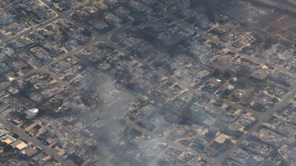 Une vue aérienne des incendies à Lahaina, sur l'archipel d'Hawaï (Etats-Unis), le 9 août 2023. (CARTER BARTO / AFP)