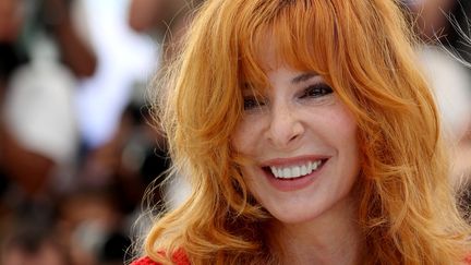 La chanteuse Mylène Farmer lors de la 74e édition du Festival de Cannes à Cannes, le 6 juillet 2021.&nbsp; (VALERY HACHE / AFP)