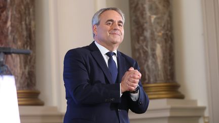 Le président du Conseil régional des Hauts-de-France, Xavier Bertrand, à l'issue du second tour des élections régionales et départementales, le 27 juin 2021 à Saint-Quentin (Aisne) (FRED HASLIN / MAXPPP)