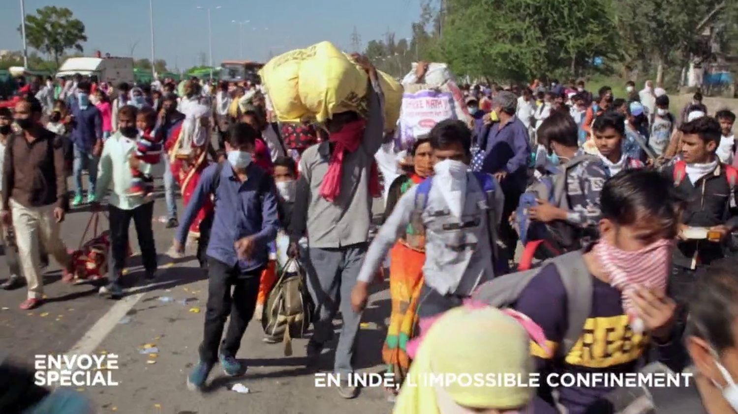 VIDEO. In India, the lockdown is causing a mass exodus, posing the risk of the coronavirus spreading across the country