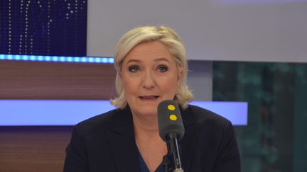 Marine Le Pen, présidente du FN et candidate aux élections législatives dans la 11e&nbsp;circonscription du Pas-de-Calais. (RADIO FRANCE / JEAN-CHRISTOPHE BOURDILLAT)