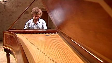 Jean Rondeau au clavecin
 (France 3 / Culturebox)