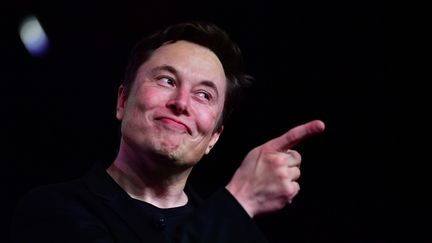 Le PDG de Tesla, Elon Musk, prend la parole lors du dévoilement de la nouvelle Tesla Model Y à Hawthorne, en Californie,&nbsp;le 14 mars 2019. (FREDERIC J. BROWN / AFP)