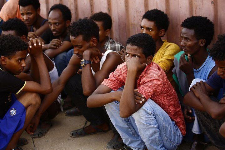 Migrants érythréens dans le camp de Wadi Sherifay au Soudan, le 2 mai 2017, après leur arrestation par les autorités soudanaises. (AFP - ASHRAF SHAZLY)