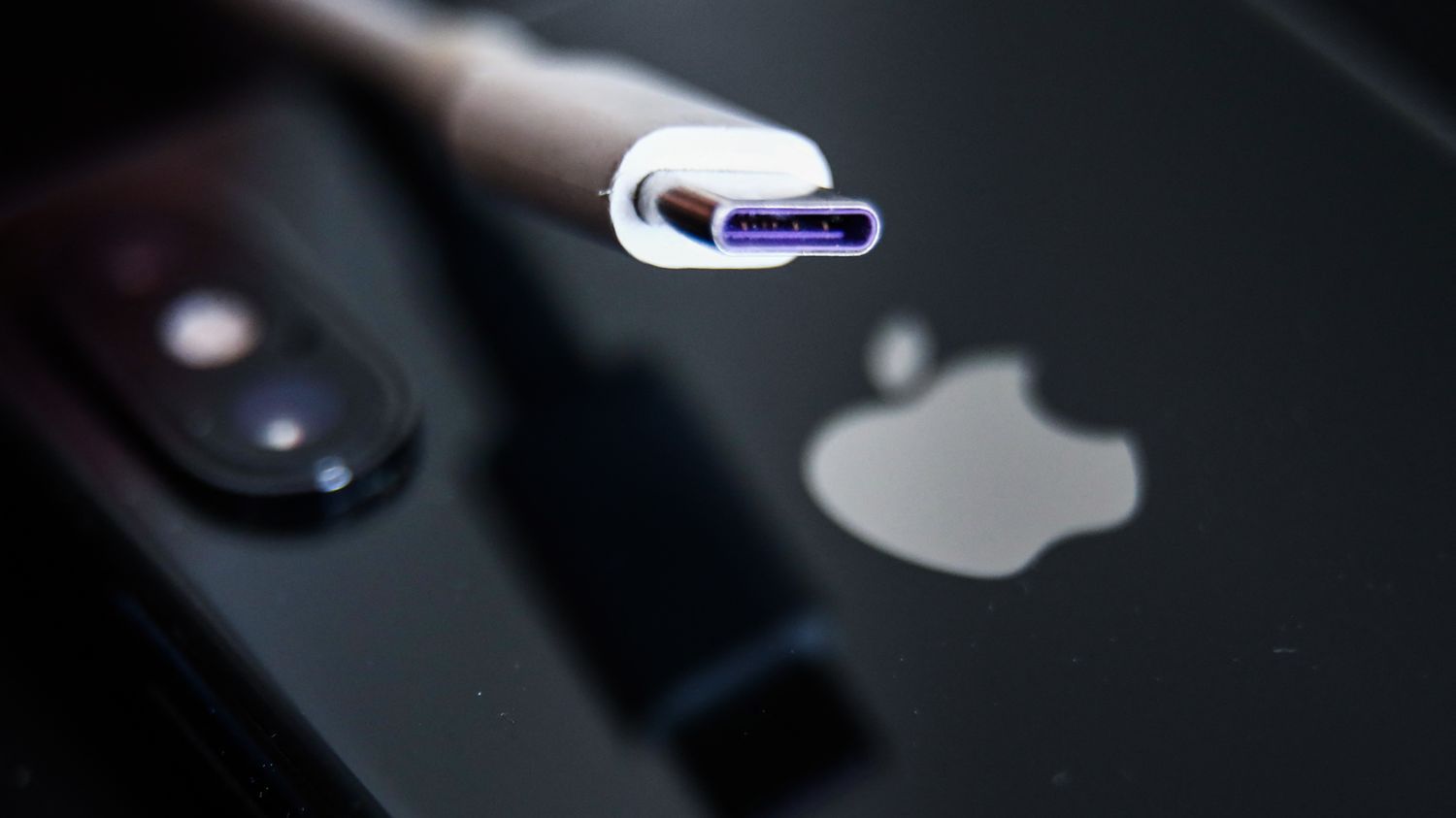 L’iPhone 15 sarà dotato di una porta di ricarica USB-C obbligatoria per l’UE