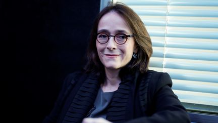 Delphine Ernotte, présidente de France Télévisions, dans le "Train de la présidentielle", une exposition à Gare de Lyon, à Paris, le 5 mars 2017.&nbsp; (BENJAMIN CREMEL / AFP)