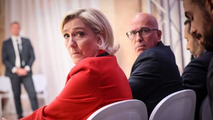 Regarder la vidéo L'alliance entre Éric Ciotti et Marine Le Pen se concrétise à l'Assemblée nationale