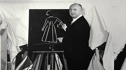 Christian Dior n'a jamais cessé de dessiner et d'imaginer de nouveaux modèles, son histoire est racontée au Musée de Granville 
 (Musée Dior)