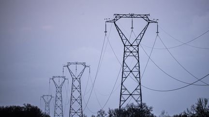 La France a renoué avec les exportations nettes d'électricité dès la première semaine des vacances de Noël, selon RTE. (LOIC VENANCE / AFP)