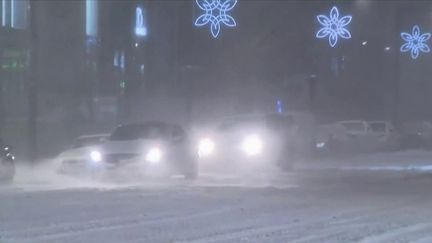 États-Unis : la tempête de neige Kenan s’abat sur le nord-est du pays&nbsp; (FRANCE 2)