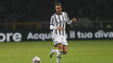 Adrien Rabiot sous les couleurs de la Juventus, le 15 octobre 2022. (MASSIMILIANO FERRARO / NURPHOTO)