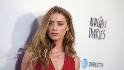 L'actrice Amber Heard à&nbsp;l'avant-première de "The Adderall Diaries" à Hollywood, en Californie (Etats-Unis), le 12 avril 2016. (JASON KEMPIN / GETTY IMAGES NORTH AMERICA / AFP)