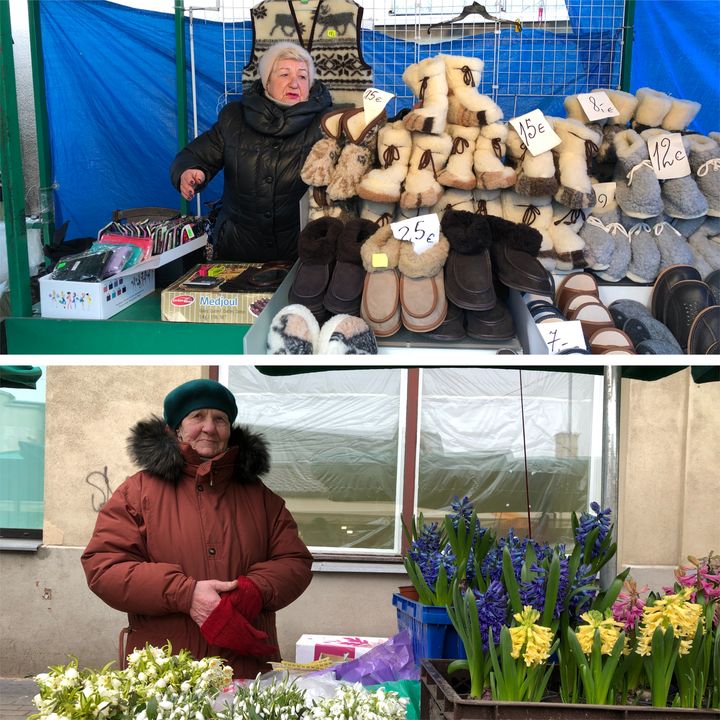 Des vendeuses du marché central de Riga (Lettonie), le 8 mars 2022. (RAPHAEL GODET / FRANCEINFO)