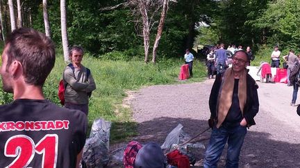  (A Sivens ce lundi, des zadistes sont venus nettoyer le site et montrer leur vigilance face au projet même remanié © Radio France / Stéphane Iglésis)